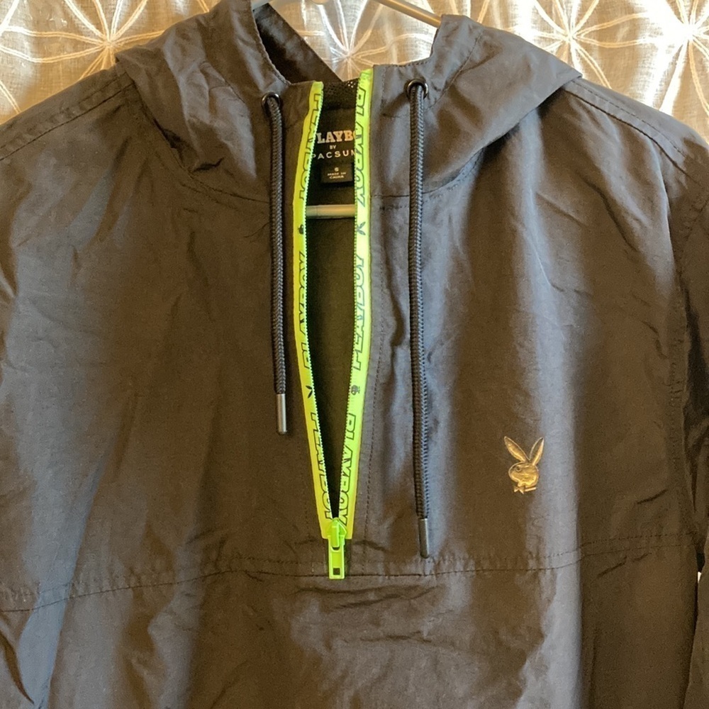 Playboy windbreaker - Picture 3 of 16